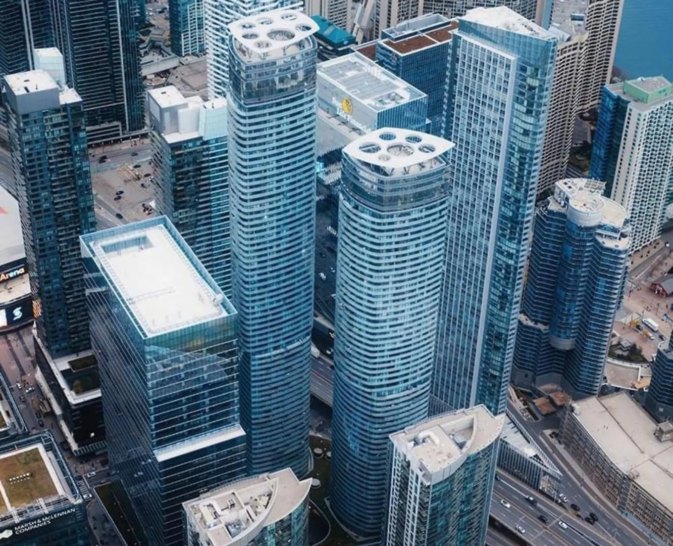 Grand Royal Suites Toronto Apartment
