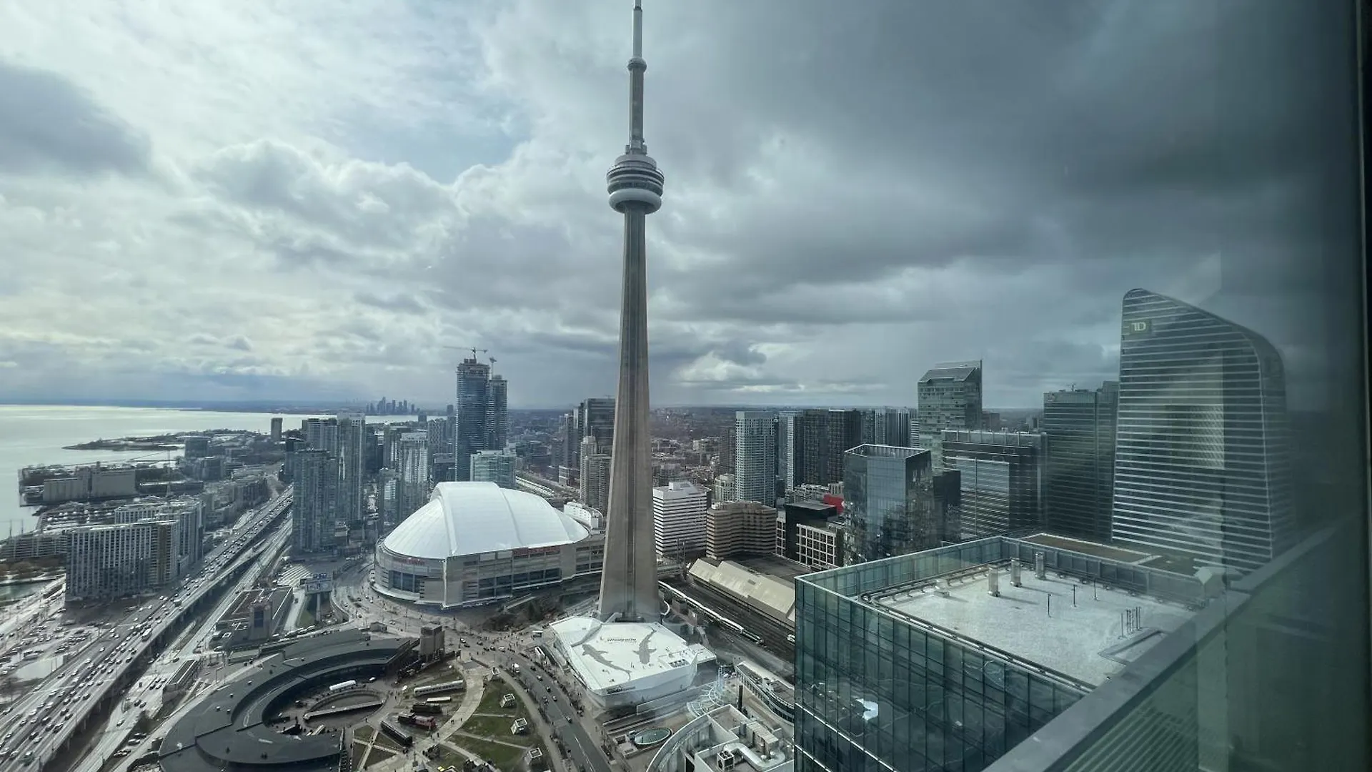 Grand Royal Suites Toronto