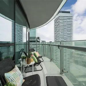New Superior Lakeview Luxury 3-Bedroom Suite On 48 Floor Apartment